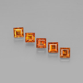 Achetez naturel ct orange grenat spessartite gems, carré, en provenance mozambique chez gemselect. en stock, livraison internationale!