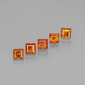 Achetez naturel ct orange grenat spessartite gems, carré, en provenance mozambique chez gemselect. en stock, livraison internationale!