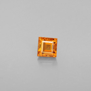 Grenat spessartite orange naturelle carré, 0,33 ct, VS