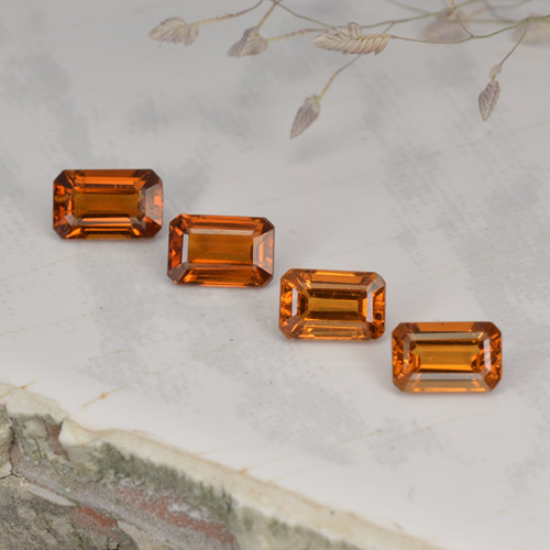 Achetez naturel 2,37ct orange grenat spessartite gems, taille émeraude, en provenance mozambique chez gemselect. en stock, livraison internationale!