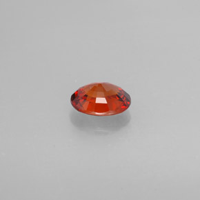 Grenat spessartite orange naturelle coupe ovale, 1,74 ct, VVS