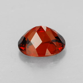Grenat spessartite rouge naturelle coupe ovale, 2,01 ct, VVS-VS