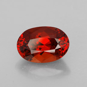 Grenat spessartite rouge naturelle coupe ovale, 2,78 ct, VS