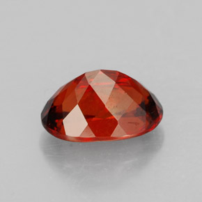 Grenat spessartite rouge naturelle coupe ovale, 2,78 ct, VS