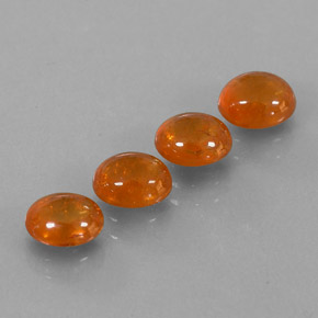 Achetez naturel ct orange grenat spessartite gems, transparent, en provenance mozambique chez gemselect. en stock, livraison internationale!