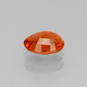Grenat spessartite orange naturelle coupe ovale, 0,92 ct, VS