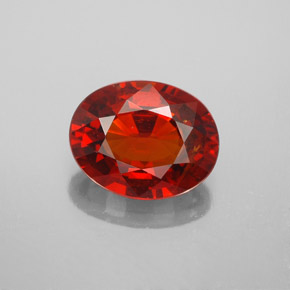 Grenat spessartite rouge naturelle coupe ovale, 3,36 ct, VS-SI