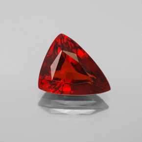 Grenat spessartite rouge naturelle trillion, 3,86 ct, VS