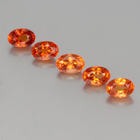 Achetez naturel 4,18ct orange grenat spessartite gems, coupe ovale, en provenance mozambique chez gemselect. en stock, livraison internationale!