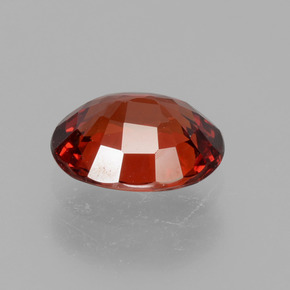 Grenat spessartite rouge naturelle coupe ovale, 1,15 ct, VS