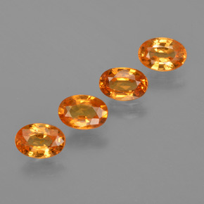Achetez naturel 2.51ct Orange vif Grenat Spessartite gems, Coupe ovale, En provenance Mozambique chez GemSelect. En stock, livraison internationale!