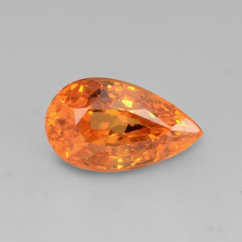 Grenat Spessartite Orange vif naturelle En forme de poire, 0.67 ct, VS-SI