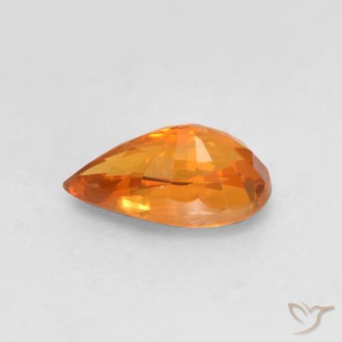 Grenat Spessartite Orange vif naturelle En forme de poire, 0.66 ct, VS