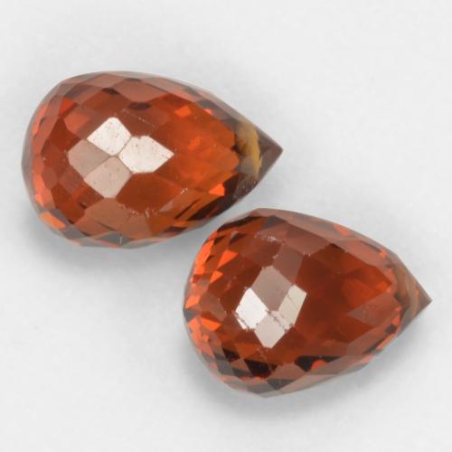Achetez naturel 2.30ct Rouge ambré profond Grenat Spessartite gems, Briolette, En provenance Mozambique chez GemSelect. En stock, livraison internationale!