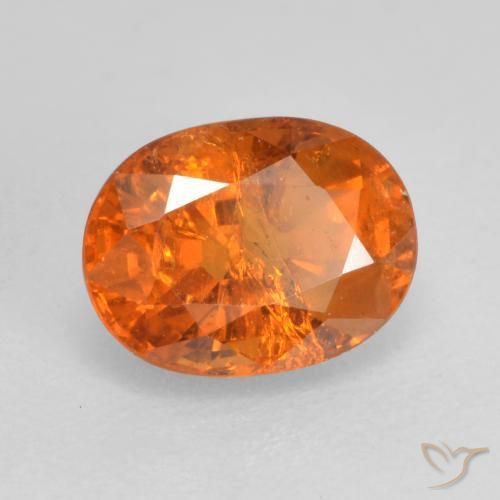 Grenat Spessartite Orange moyen naturelle Coupe ovale, 0.97 ct, SI