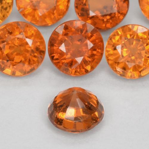 Achetez naturel 0,57ct orange intense grenat spessartite gems, coupe roude, en provenance namibie chez gemselect. en stock, livraison internationale!
