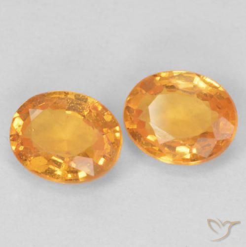 Shop natural 0.97ct Abricot orange Grenat Spessartite gems, ovale, from Mozambique at GemSelect. In stock, global shipping!