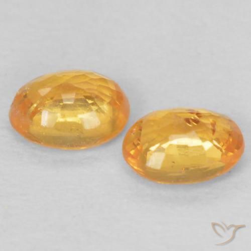 Shop natural 0.47ct Orange intense Grenat Spessartite gems, ovale, from Mozambique at GemSelect. In stock, global shipping!