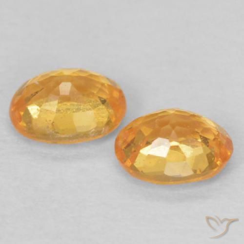 Shop natural 0.46ct Orange moyen Grenat Spessartite gems, ovale, from Mozambique at GemSelect. In stock, global shipping!
