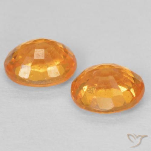 Shop natural 1.05ct Orange intense Grenat Spessartite gems, ovale, from Mozambique at GemSelect. In stock, global shipping!