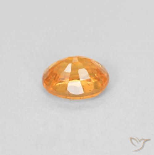 Grenat Spessartite Orange vif naturelle ovale, 0.43 ct, VS