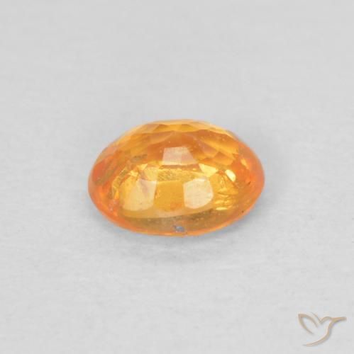 Grenat Spessartite Orange moyen naturelle ovale, 0.45 ct, VS