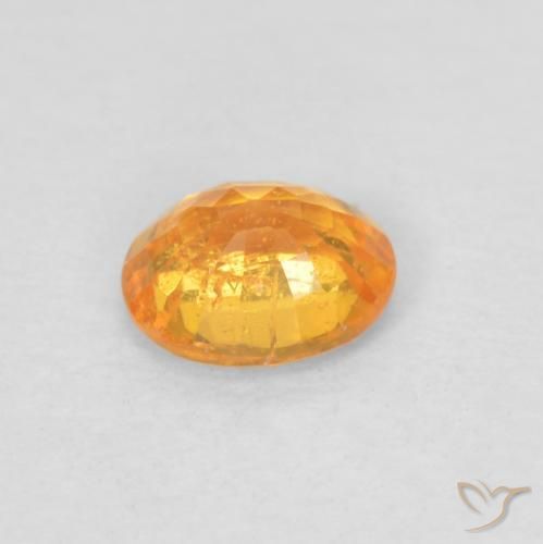 Grenat Spessartite Abricot orange naturelle ovale, 0.44 ct, VS