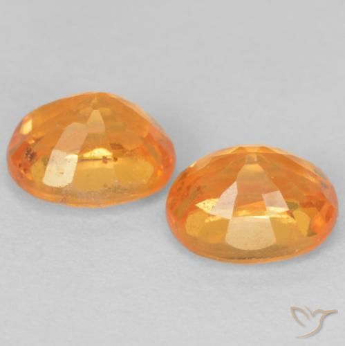 Achetez naturel 1.16ct Orange vif Grenat Spessartite gems, Coupe ovale, En provenance Mozambique chez GemSelect. En stock, livraison internationale!