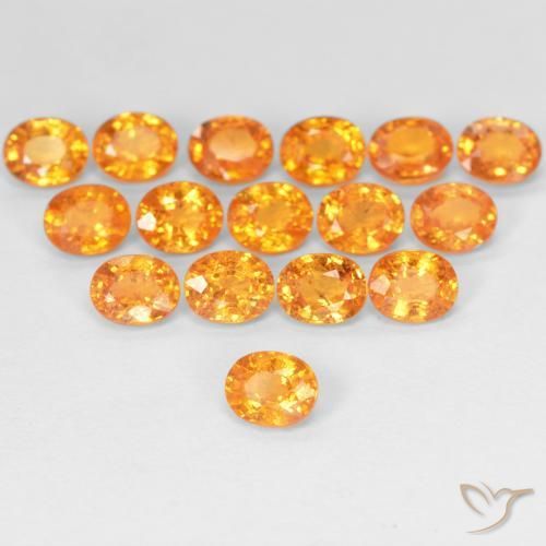 Grenat Spessartite Abricot orange naturelle ovale, 0.52 ct, VS