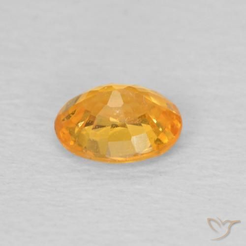 Grenat Spessartite Orange-or naturelle ovale, 0.43 ct, VS