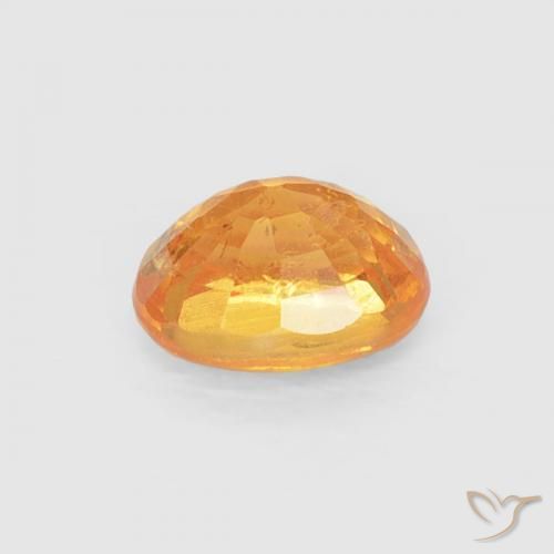 Grenat Spessartite Orange moyen naturelle ovale, 0.54 ct, VS
