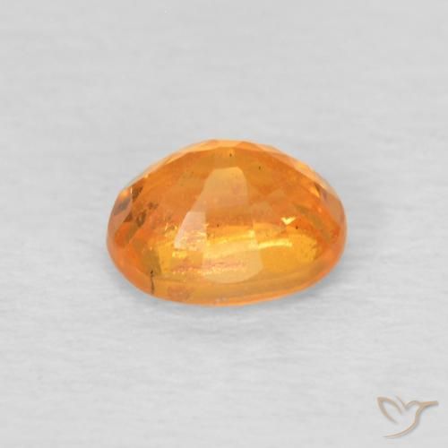Grenat Spessartite Orange vif naturelle ovale, 0.58 ct, VS-SI