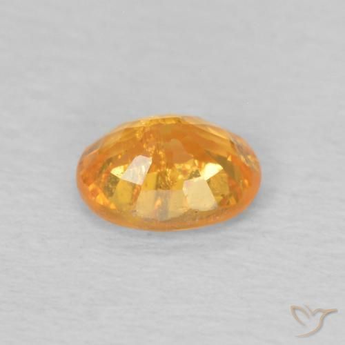 Grenat Spessartite Orange moyen naturelle ovale, 0.46 ct, VS-SI