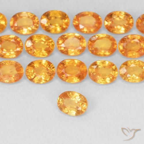 Grenat Spessartite Abricot orange naturelle ovale, 0.24 ct, VS