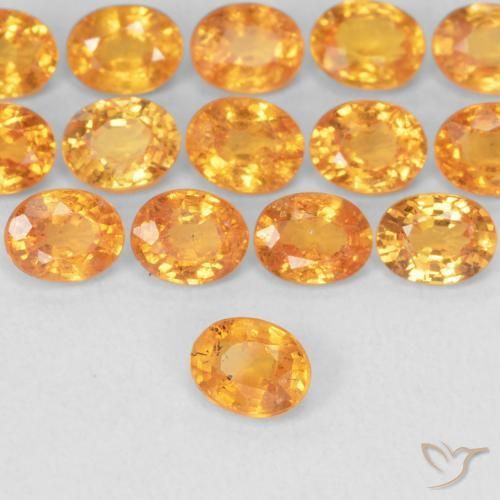 Grenat Spessartite Orange moyen naturelle ovale, 0.28 ct, VS