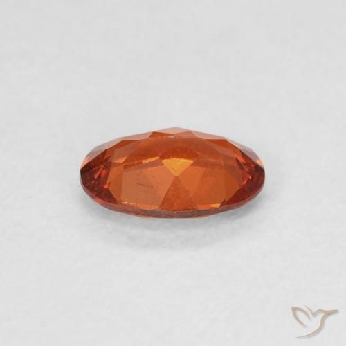 Grenat Spessartite Orange feu naturelle ovale, 0.66 ct, SI