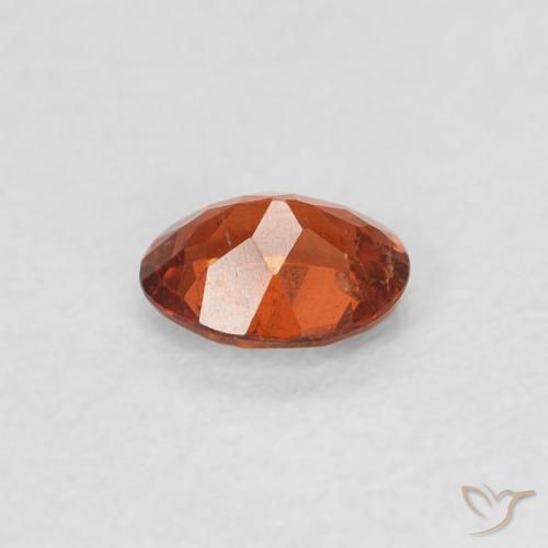 Grenat Spessartite Orange feu naturelle ovale, 0.33 ct, SI