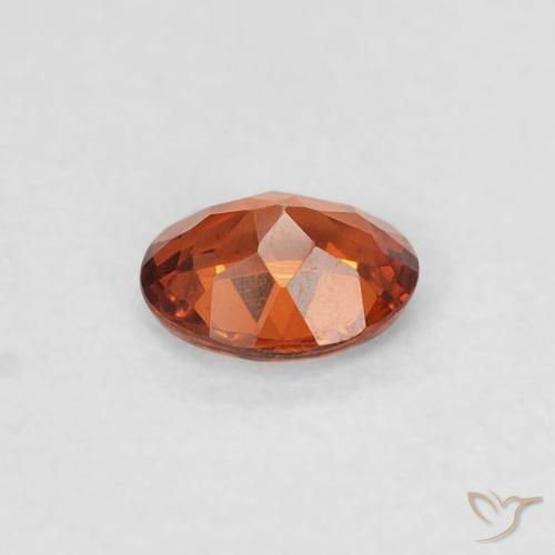Grenat Spessartite Orange rougeâtre naturelle ovale, 0.36 ct, VS