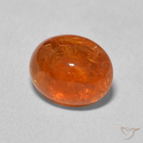 Grenat Spessartite Orange moyen naturelle ovale, 3.86 ct, Transparent