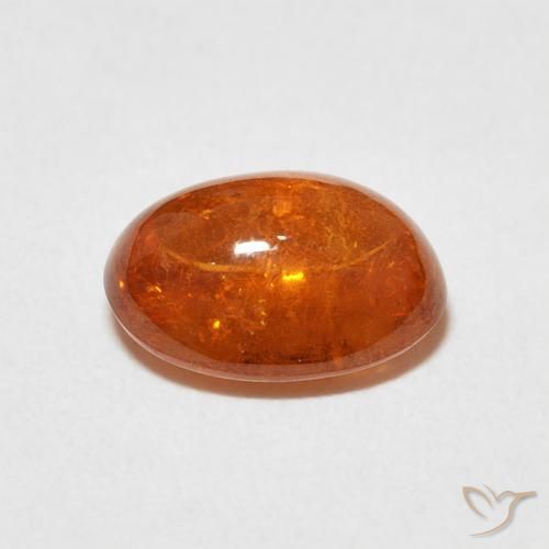 Grenat Spessartite Orange rougeâtre naturelle ovale, 3.69 ct, Transparent