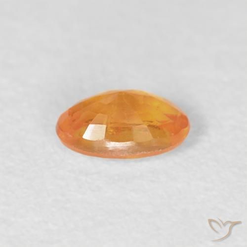 Grenat Spessartite Orange intense naturelle ovale, 0.30 ct, VS-SI