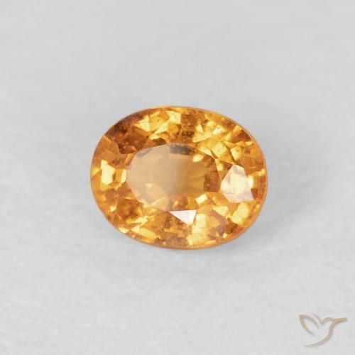 Grenat Spessartite Orange moyen naturelle ovale, 0.53 ct, VS