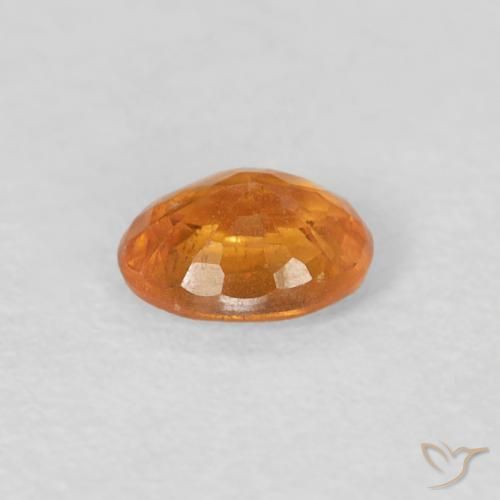 Grenat Spessartite Abricot orange naturelle ovale, 0.41 ct, VS