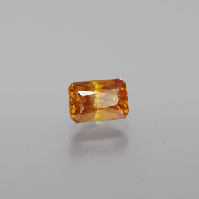 Sphalérite Jaune doré naturelle Taille émeraude, 0.68 ct, VS