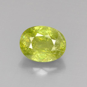Sphène vert naturelle coupe ovale, 5,59 ct, SI