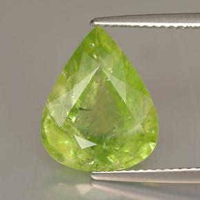 Sphène vert naturelle en forme de poire, 6,05 ct, SI-I1