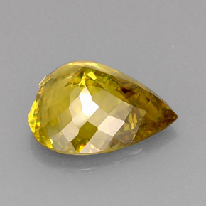 Sphène jaune naturelle forme de coeur, 12,18 ct, VVS