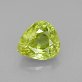 Sphène vert naturelle en forme de poire, 3,30 ct, SI
