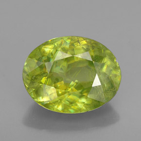 Sphène vert naturelle coupe ovale, 2,68 ct, SI
