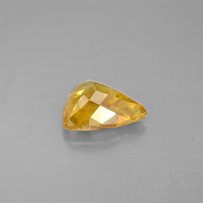 Sphène jaune naturelle trillion, 1,52 ct, VS